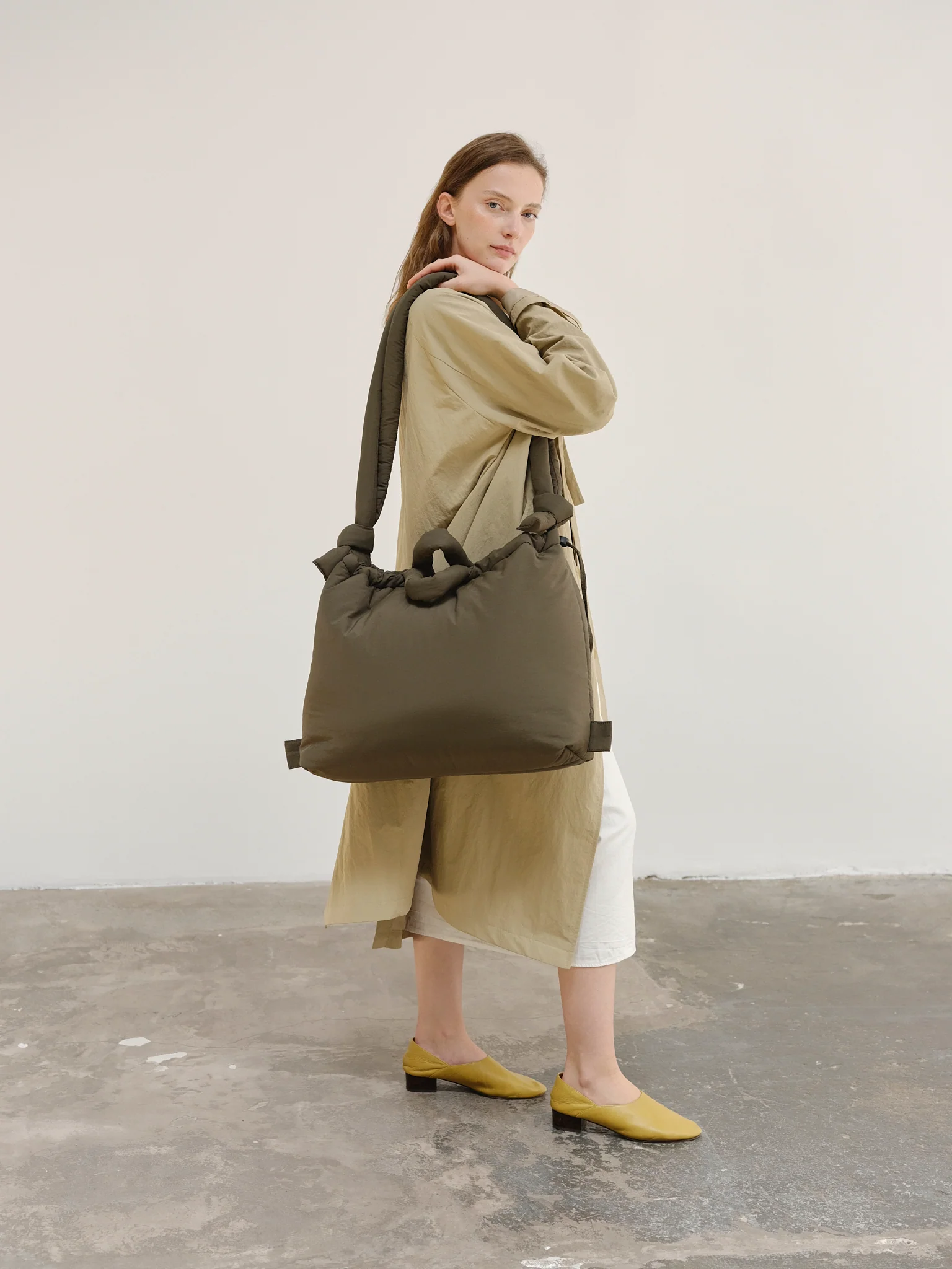 Large Ona Soft Bag - Image 20