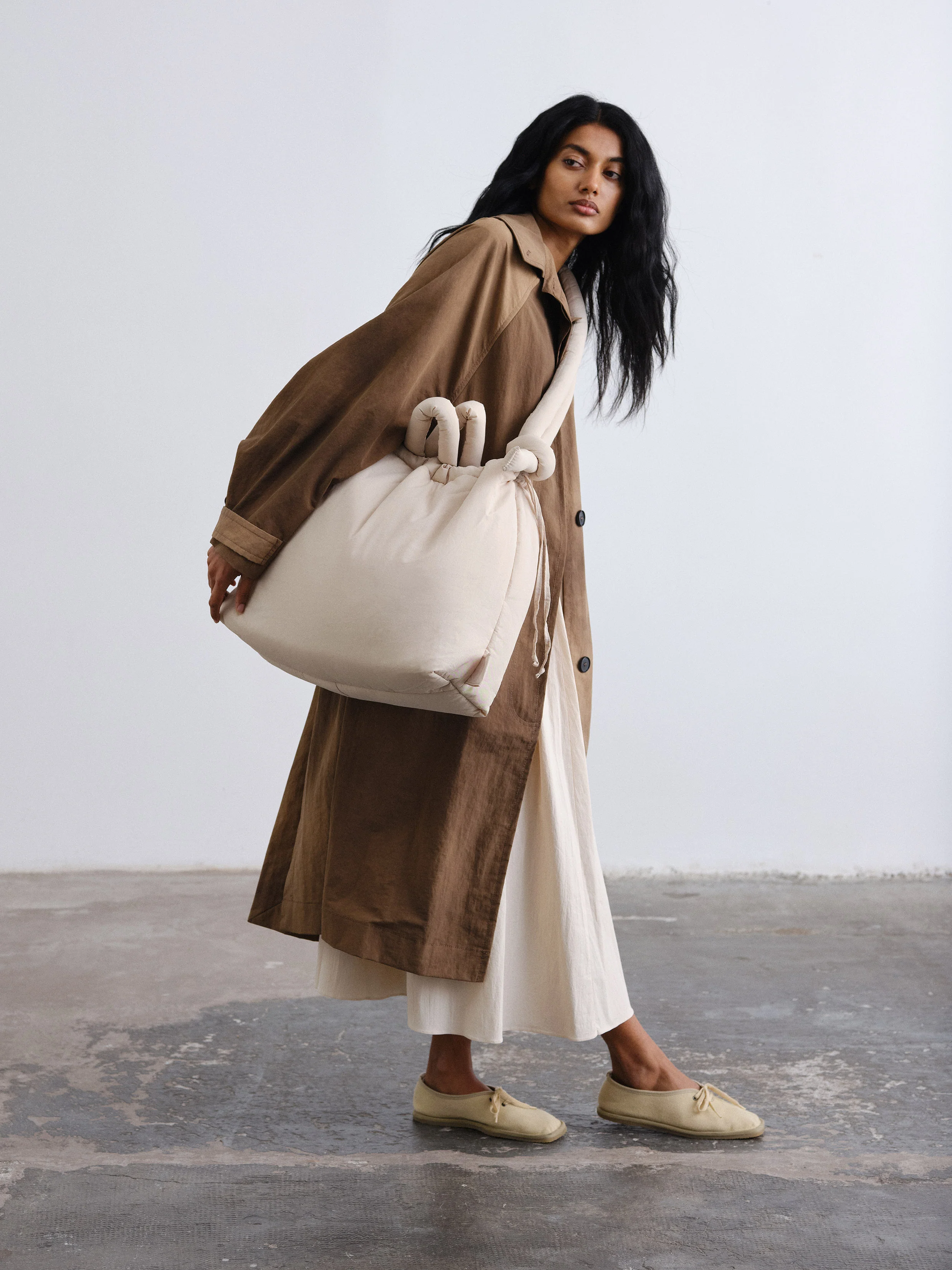 Large Ona Soft Bag - Image 5