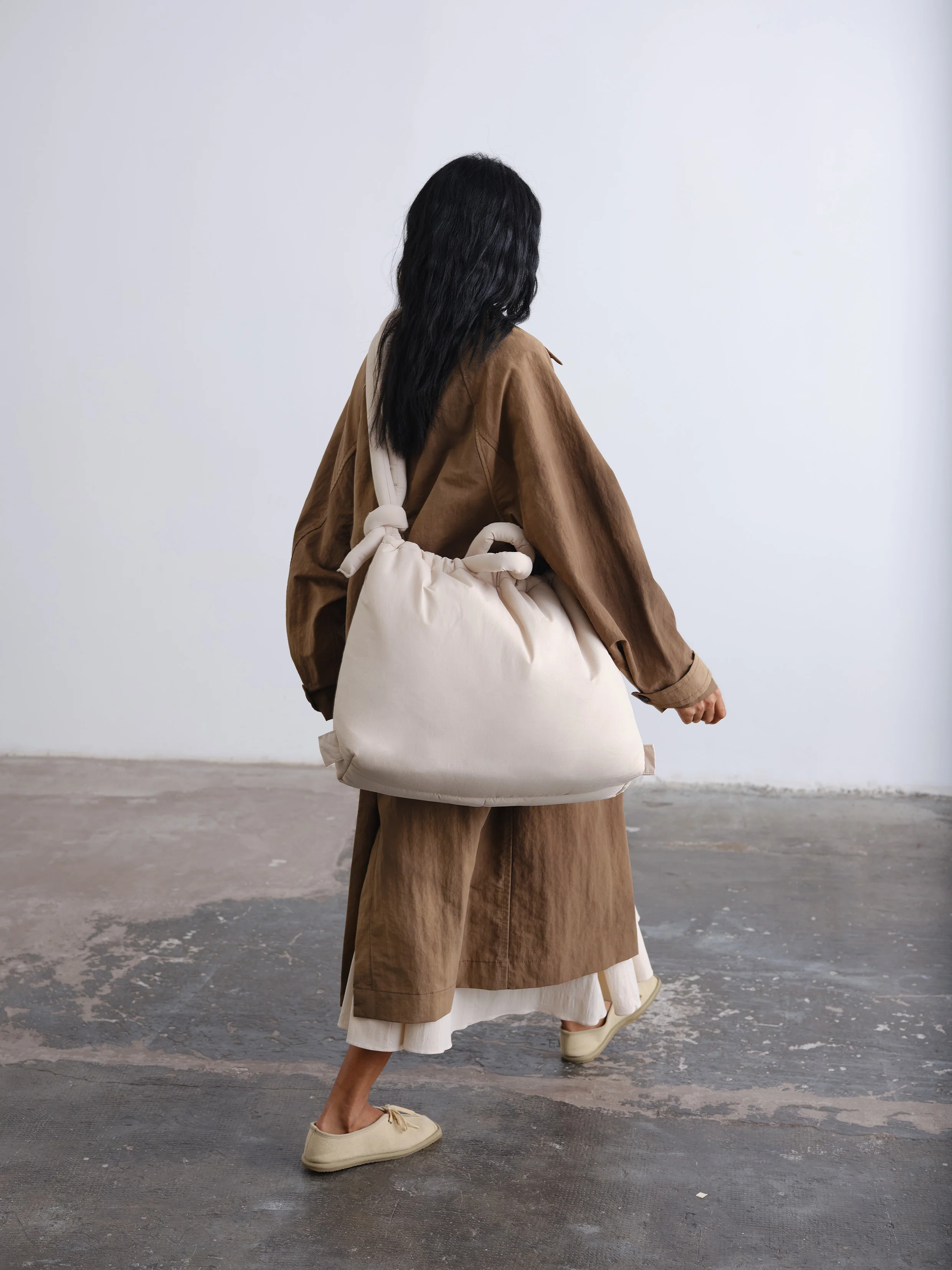 Large Ona Soft Bag - Image 6