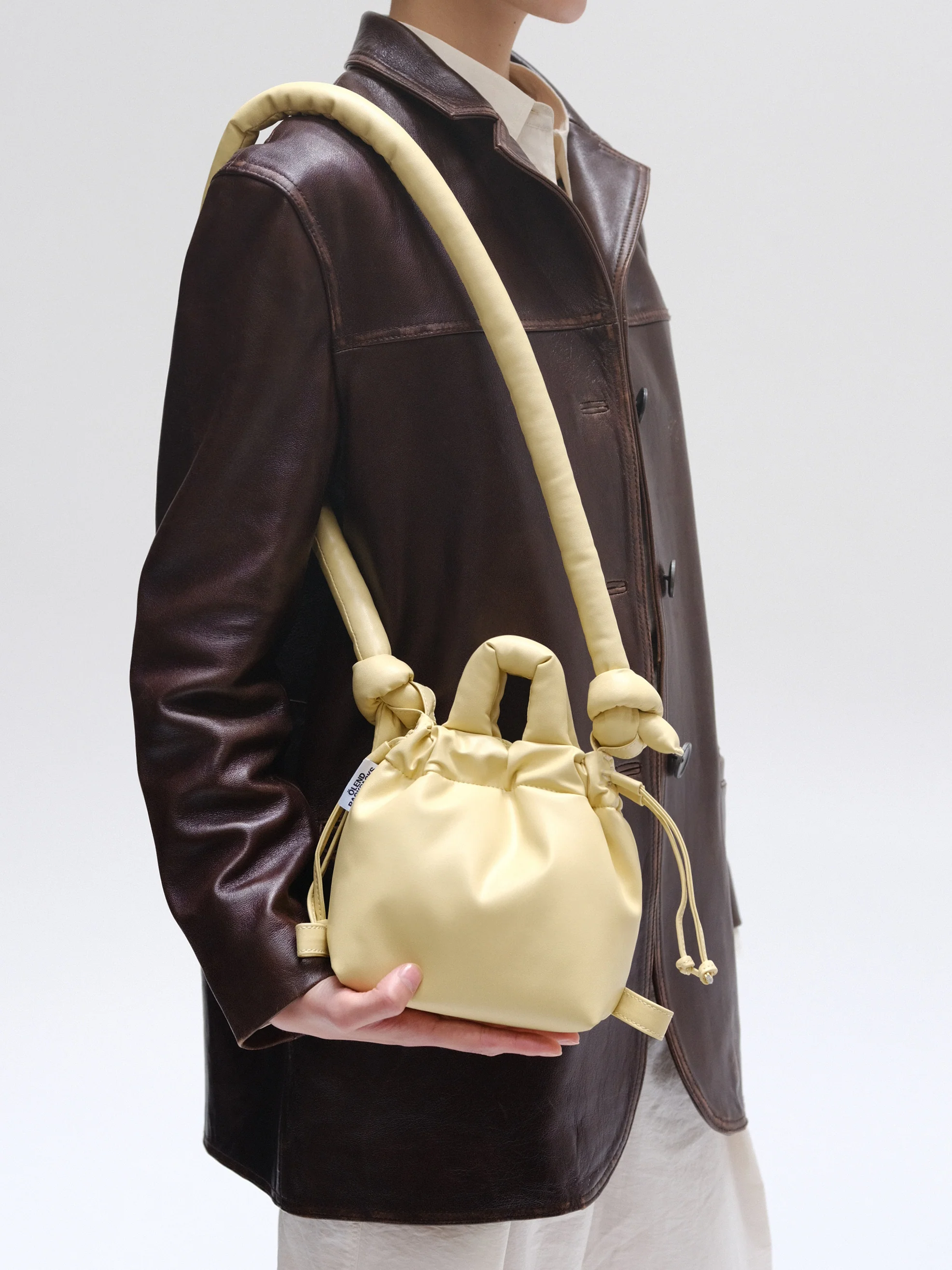 Micro Ona Vegan Leather - Image 15